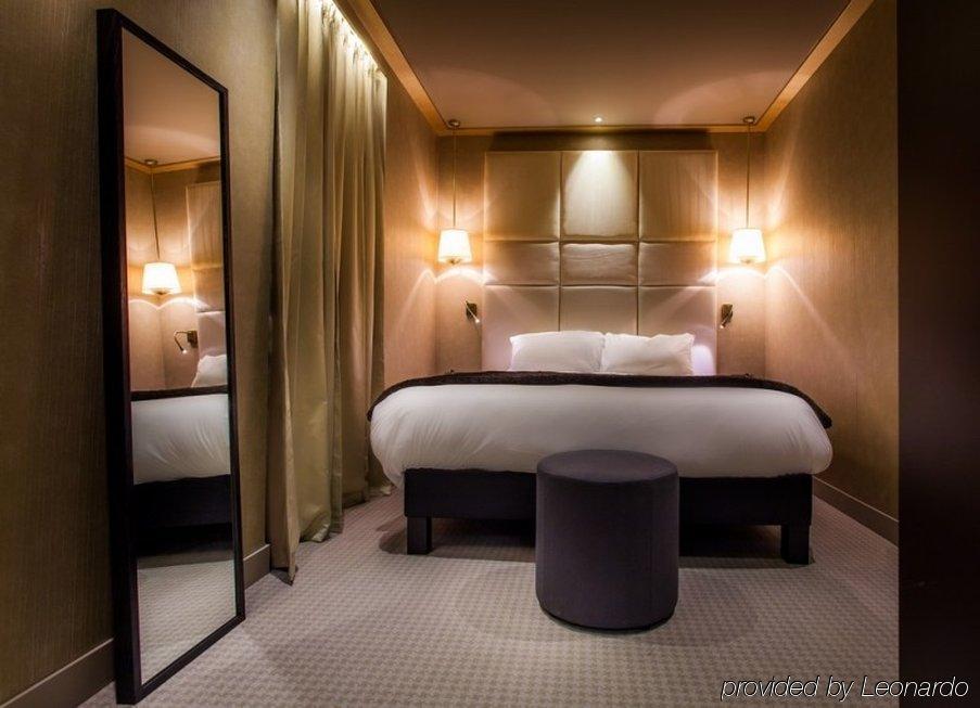 Hotel Armoni Paris Bilik gambar