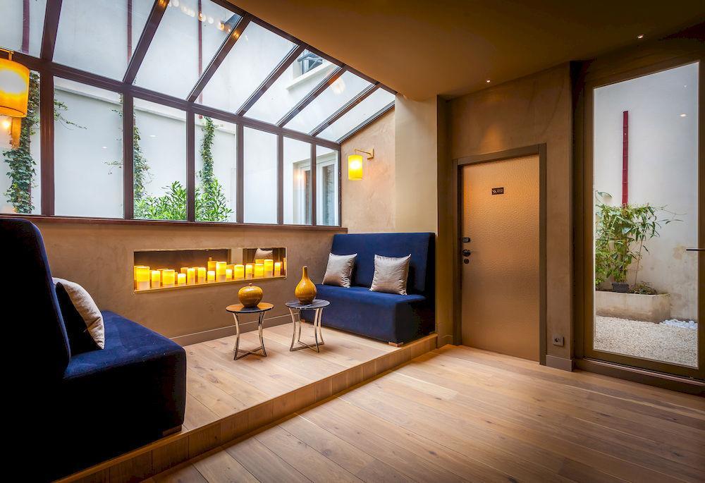 Hotel Armoni Paris Bilik gambar