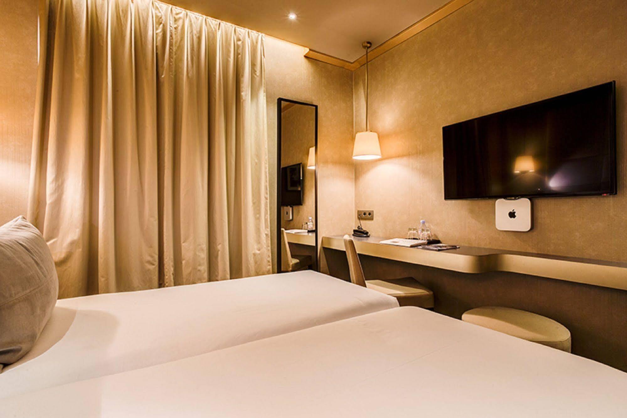 Hotel Armoni Paris Luaran gambar